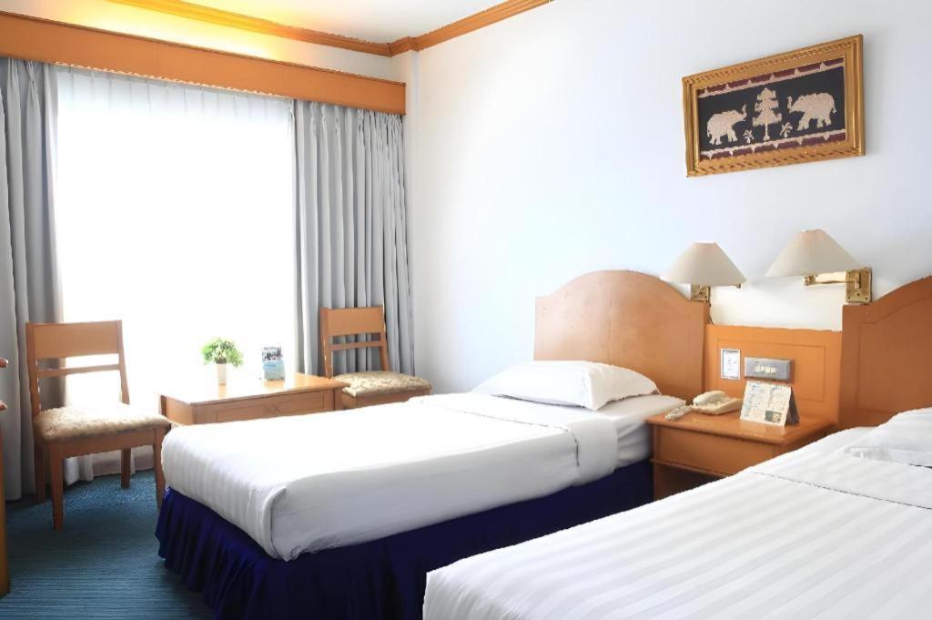 Hotel Marcopolo Bandar Lampung Exterior foto