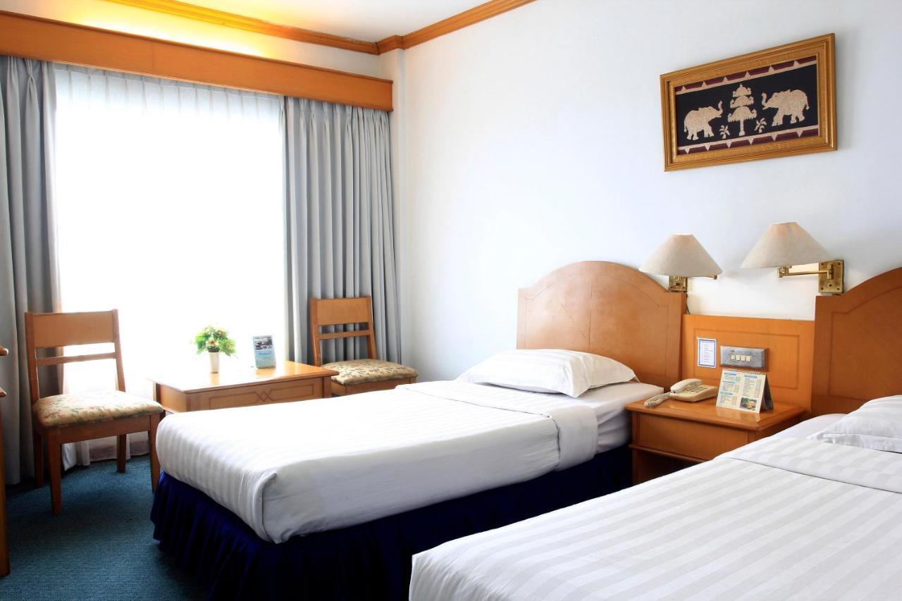 Hotel Marcopolo Bandar Lampung Exterior foto